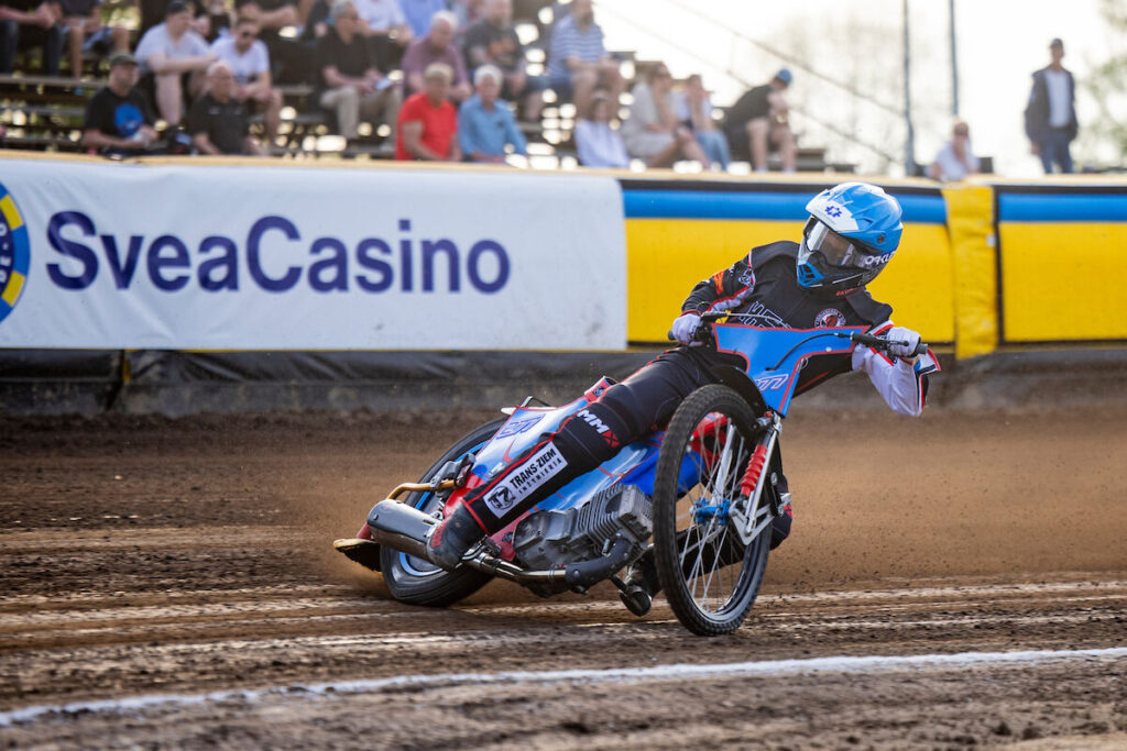 Kumla, SVERIGE - 14 maj 2024 : Indianerna Krzyszttof Buczkowski under matchen i speedway i Bauhausligan mellan Indianerna och Dackarna på Glottraskog Arena den 14 maj 2024 i Kumla ( Foto: Emil Särnehed / SarnehedPhoto )  Nyckelord Keywords: Speedway, Bauhausligan, Indianerna, Dackarna, ESS, Elitserien, Elitspeedway, ***Betalbild***